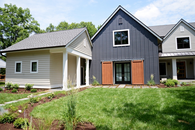 Laurel Farmhouse Front Elevation