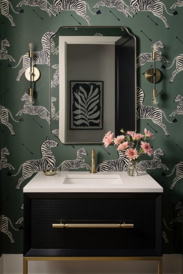 bath interior design with wall coverings