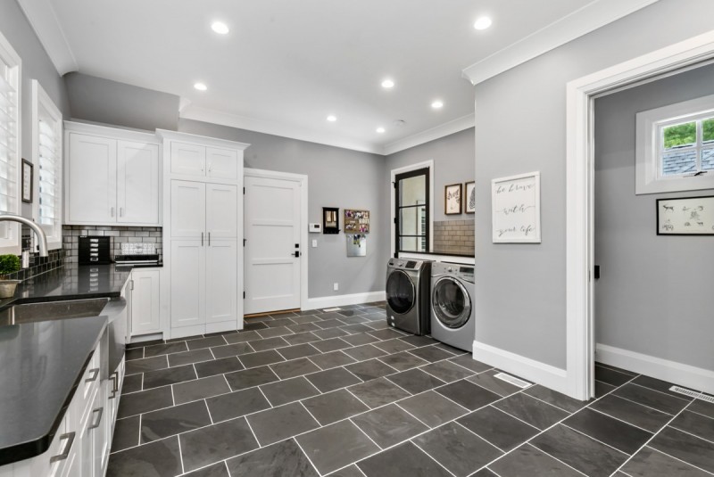 Custom laundry room design