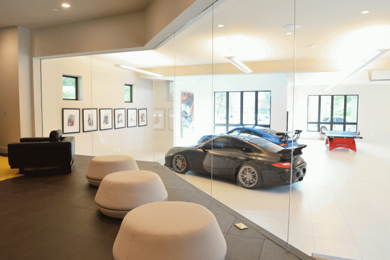 Luxury Showroom Garage for Car Collection