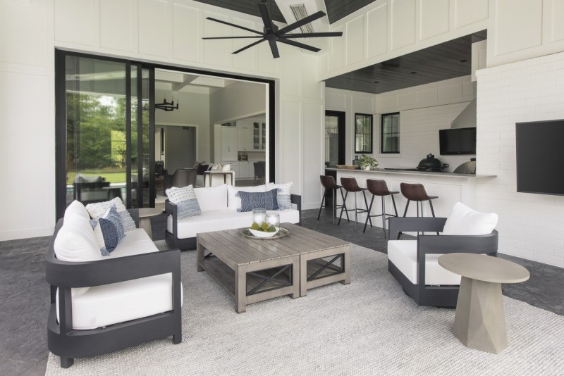 modern farmhouse outdoor living and kitchen design