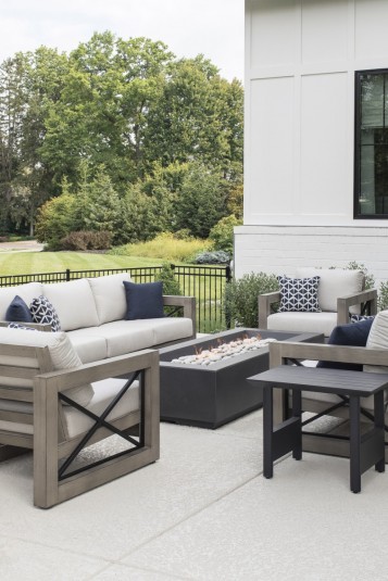 modern farmhouse outdoor space
