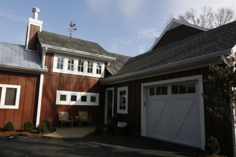 Auto Court - Maple Farm 