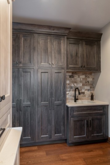 Bar sink and storage cabinetry
