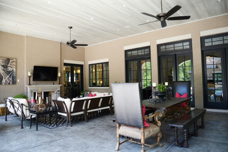 Warson Grove Outdoor Living with Ceiling Detail