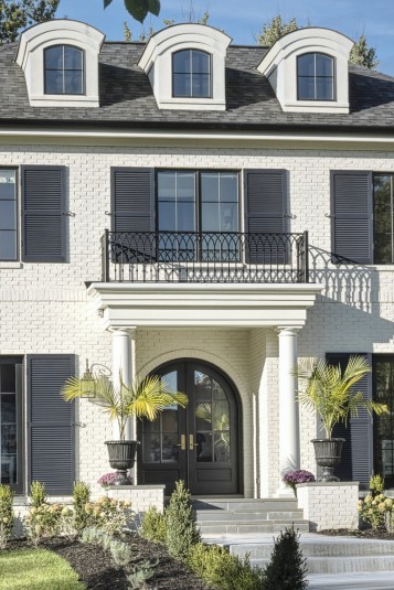 home architecture design of chateau de countryside